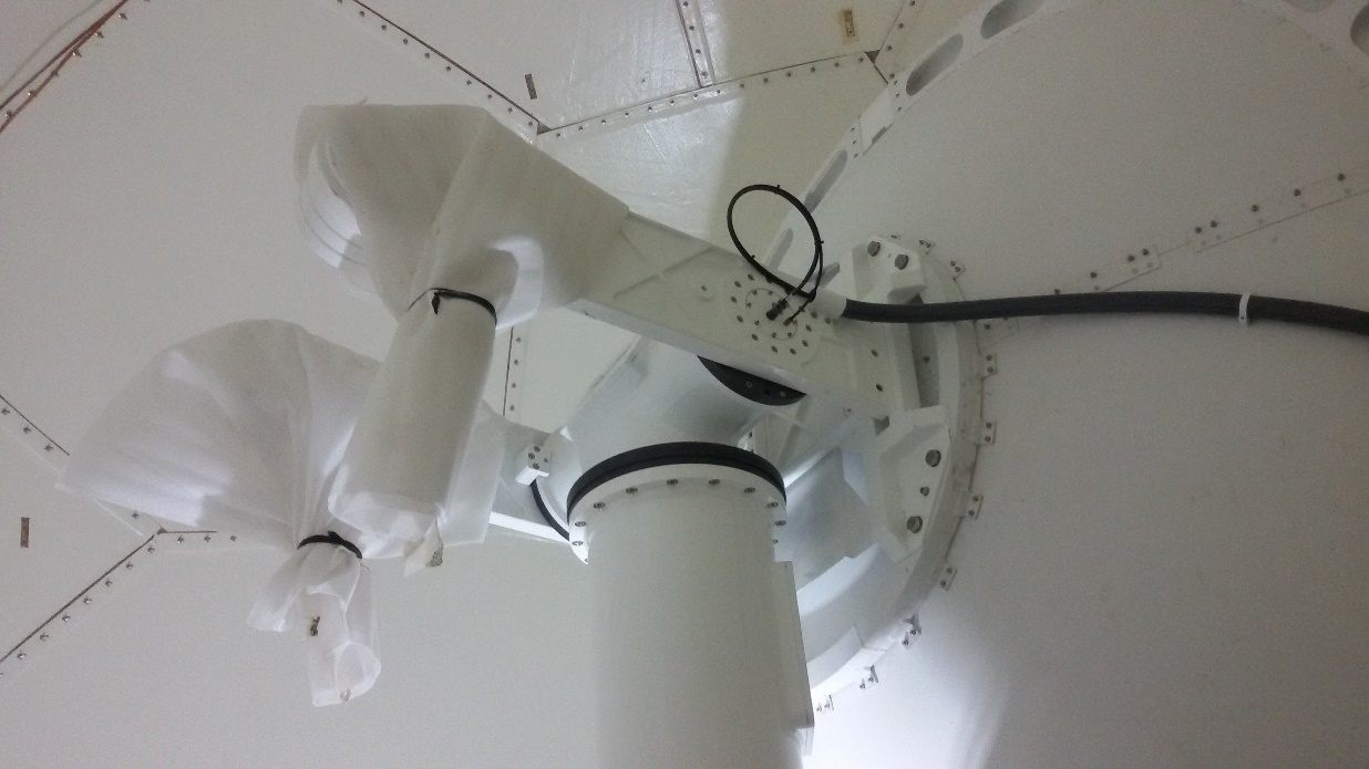 X-Band antenna reflector assembly